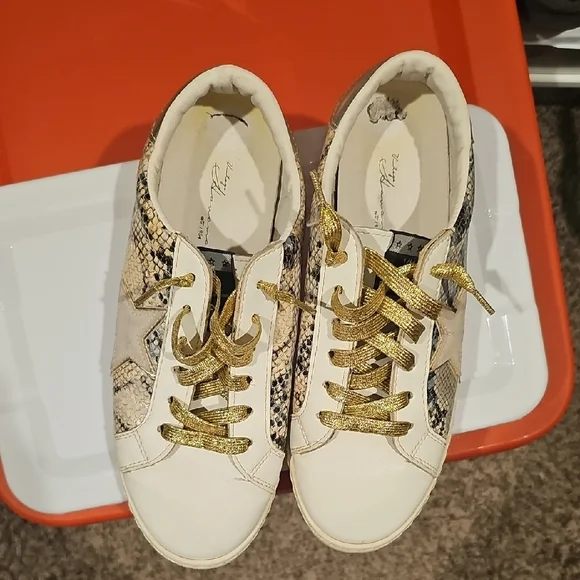 Vintage Havana Snake Print Sneakers with Gold Accents - Picture 2 of 8
